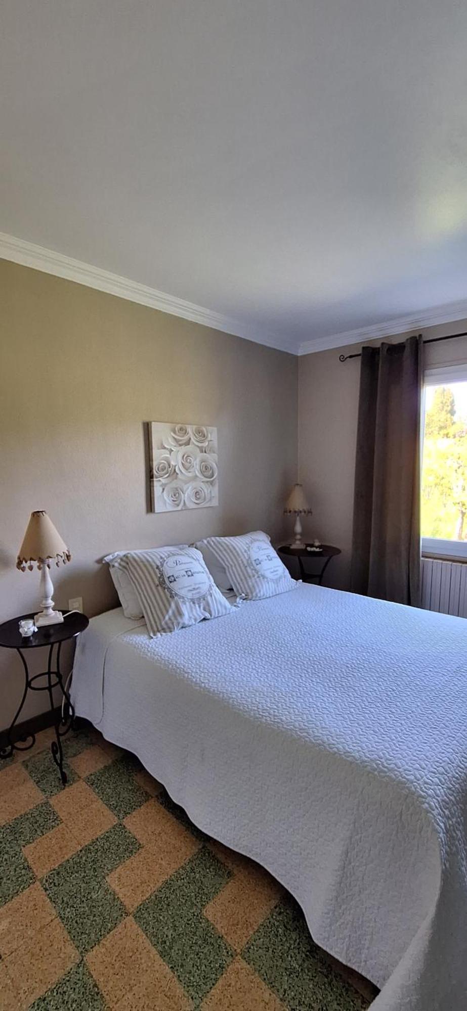 Cherche Midi Noves Dış mekan fotoğraf